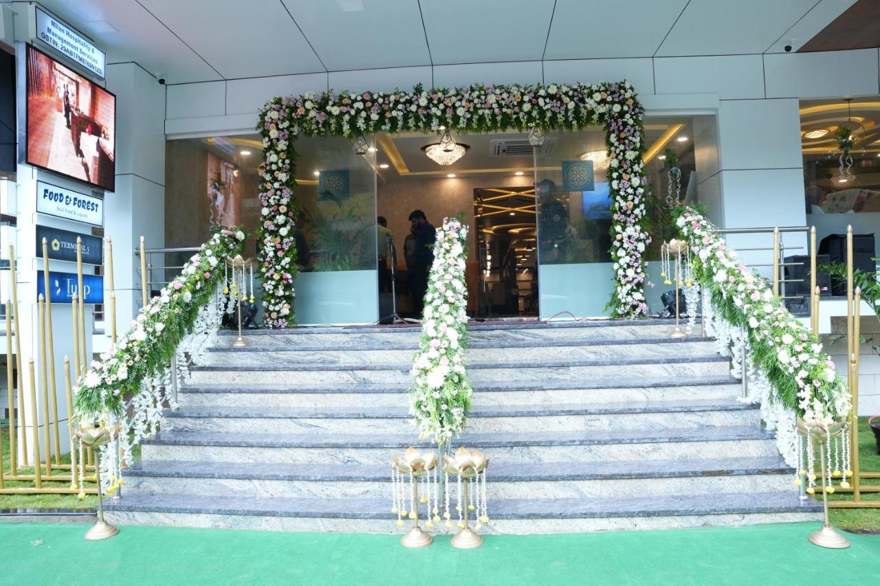 Hotel Eden Karwar Zewnętrze zdjęcie