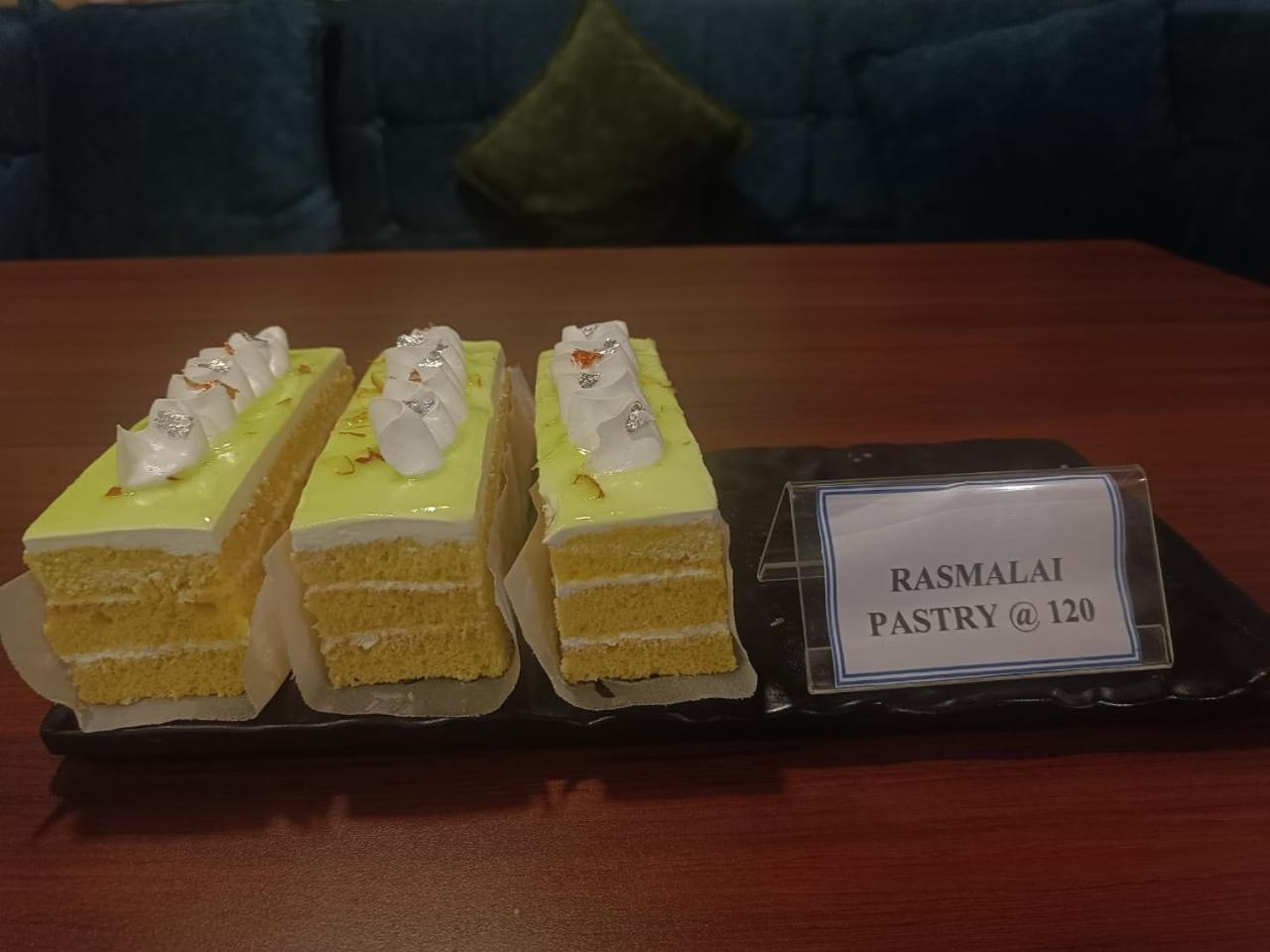 Hotel Eden Karwar Zewnętrze zdjęcie